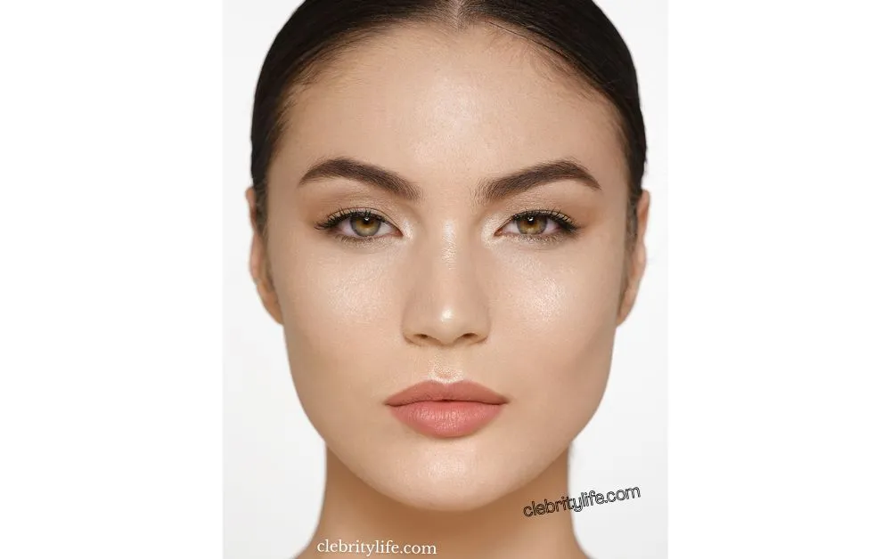 Everyday Makeup: Simple Looks for Effortless Beauty 4 Minimalist Everyday Makeup Look Idea