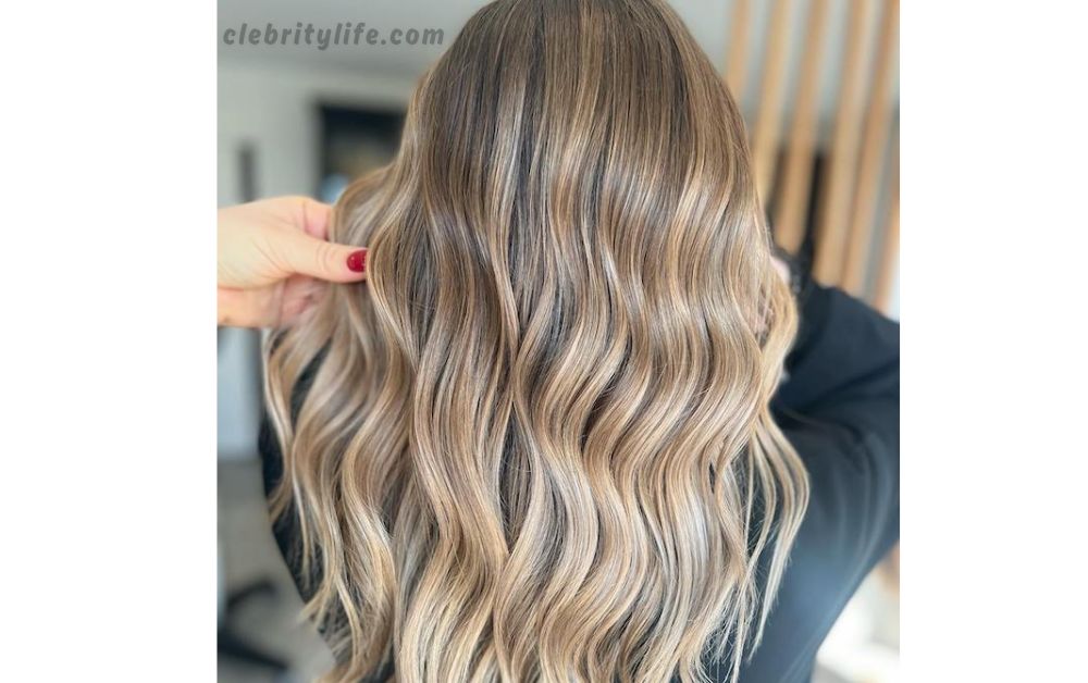 Sandy Blonde Balayage hair look