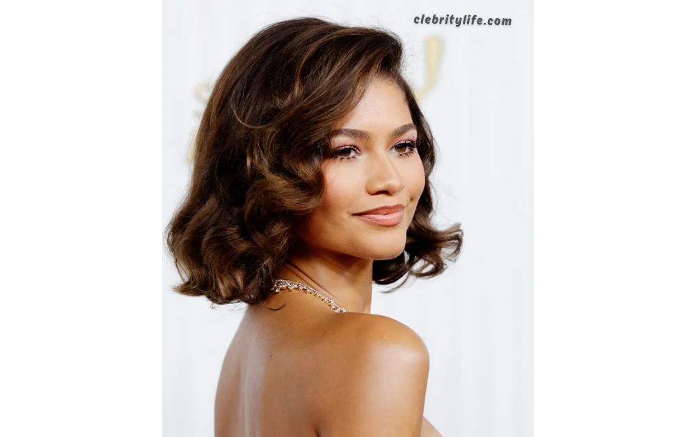 Wedding Hair for Short Hair: Stunning Ideas for Every Bride 5 Vintage Glam Wedding Hair for Short Hair look